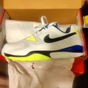 Nike Air Cross trainer 3 low 2023